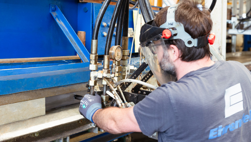 Ehrenfels Fertigungstiefe Ausschäumen