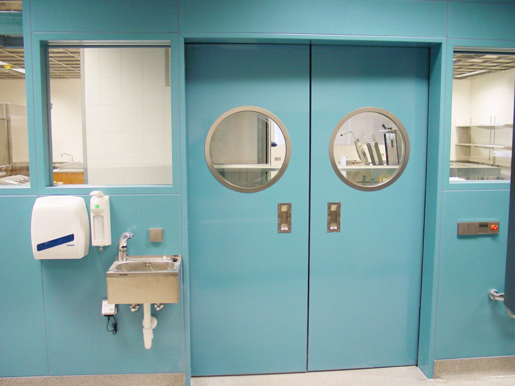 Ehrenfels Betriebsraum Schiebetür